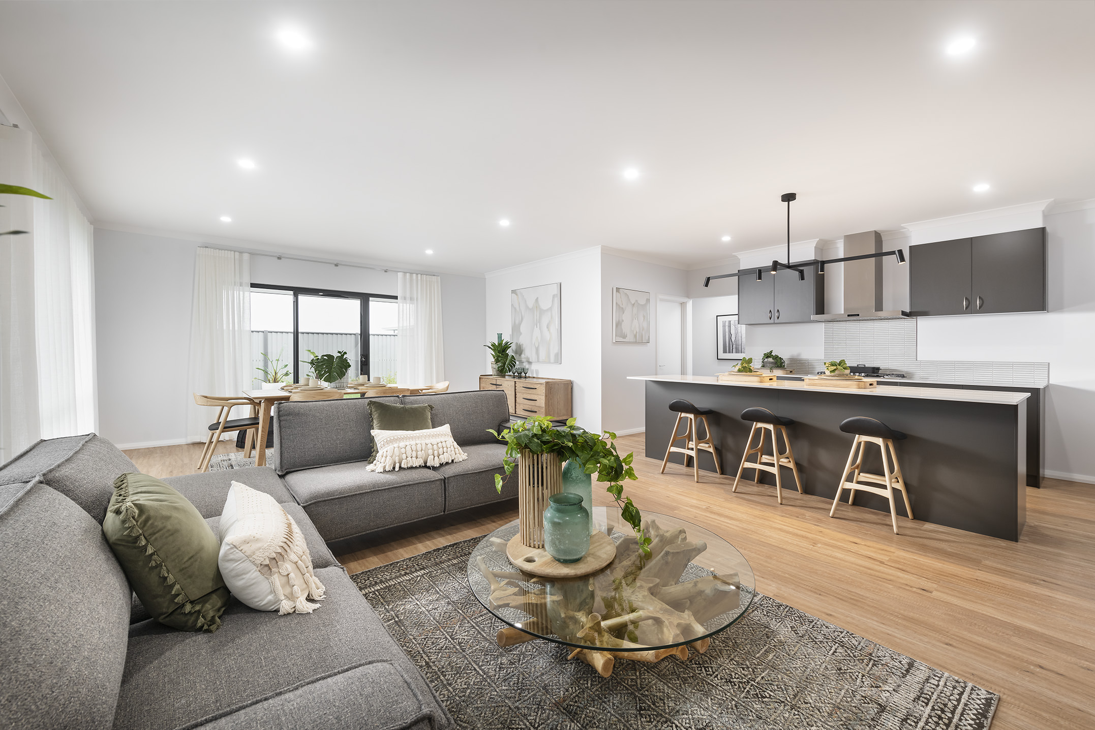 Preston Beach 4 Bedroom 2 Bathroom Single Storey Design by Plunkett Homes