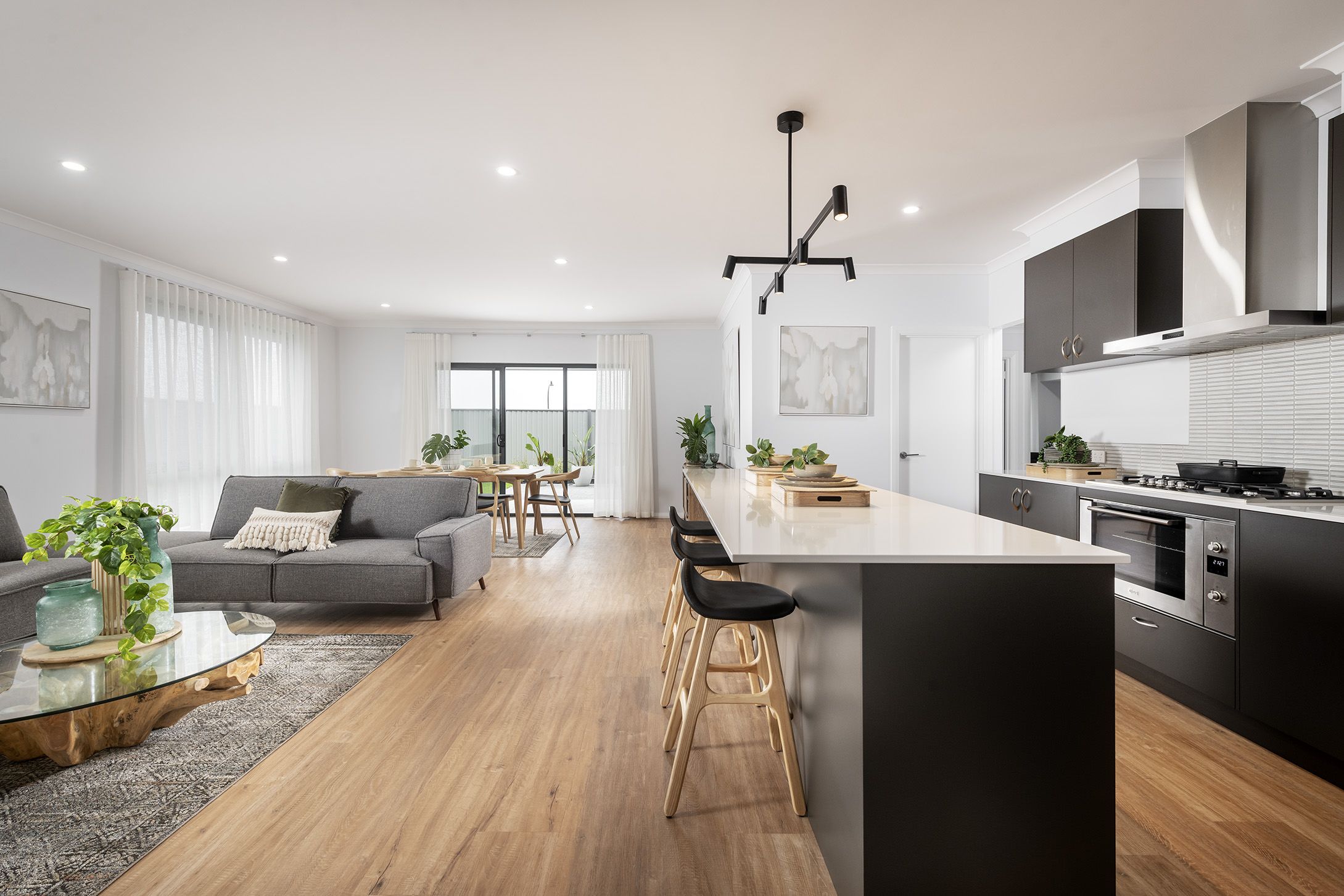 Preston Beach 4 Bedroom 2 Bathroom Single Storey Design by Plunkett Homes